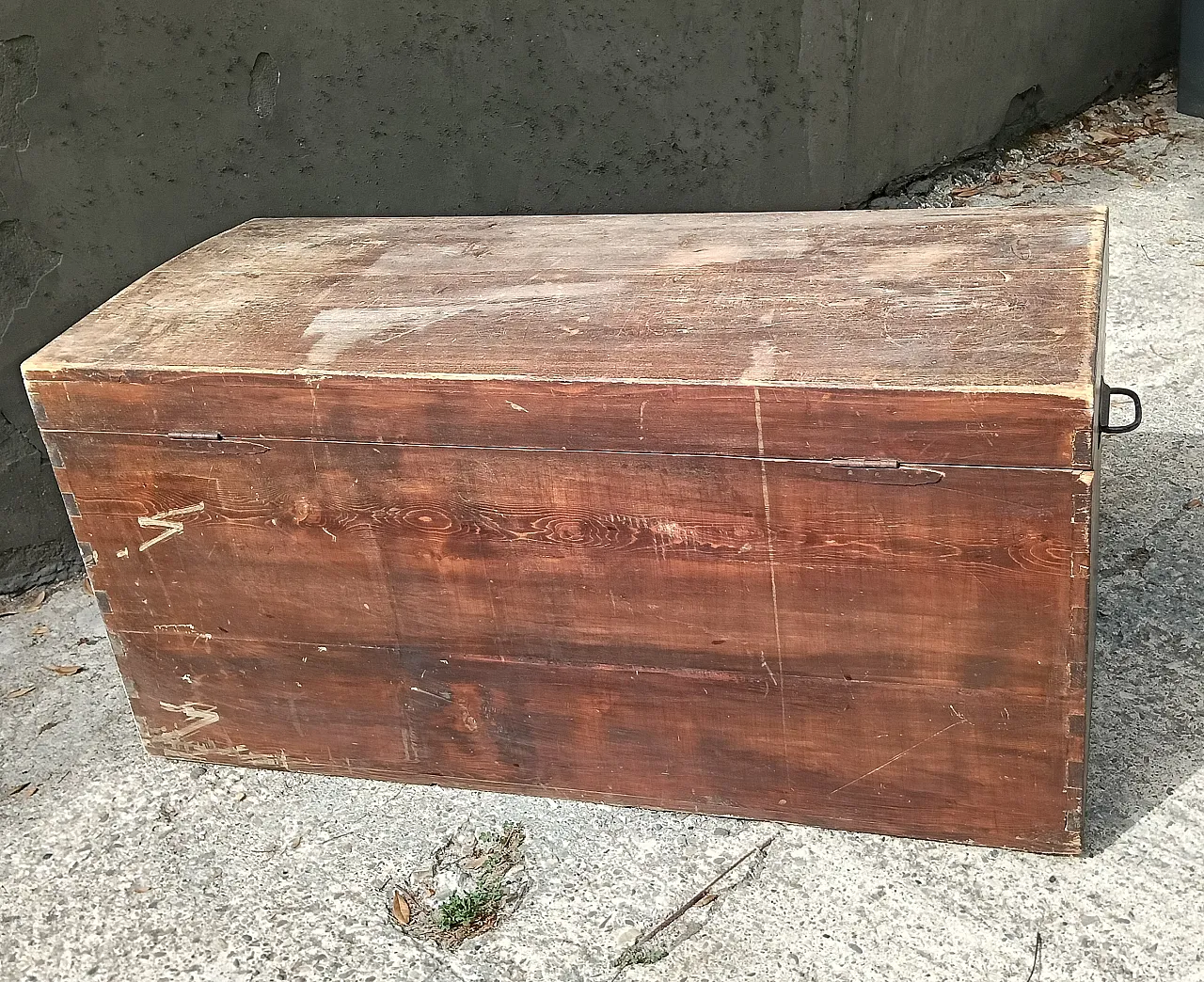 Westinghouse wood trunk with metal details, 1940s 11