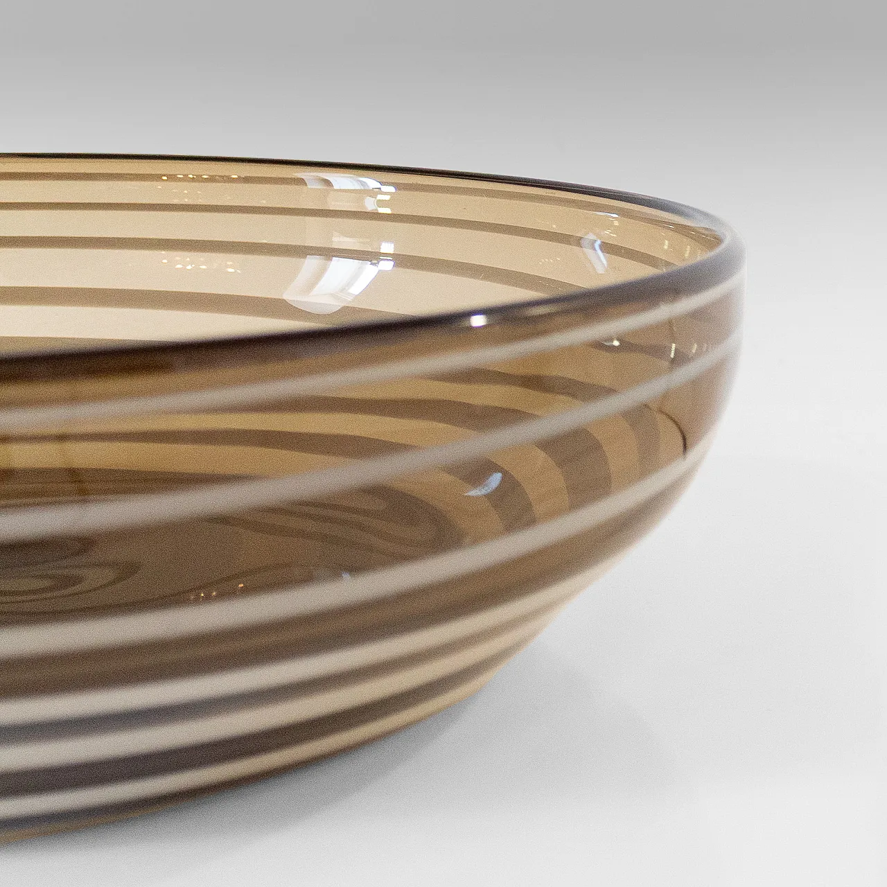 Murano glass centerpiece vase from the 1960s 7