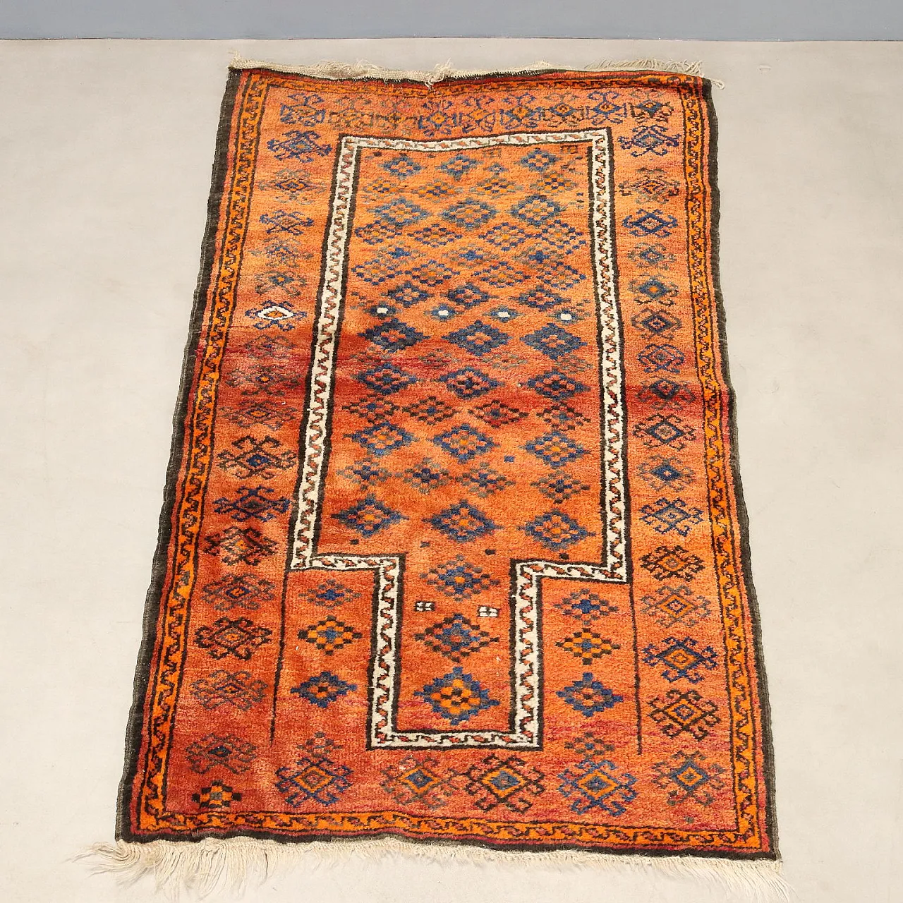 Beluchi wool rug, late 20th century 3