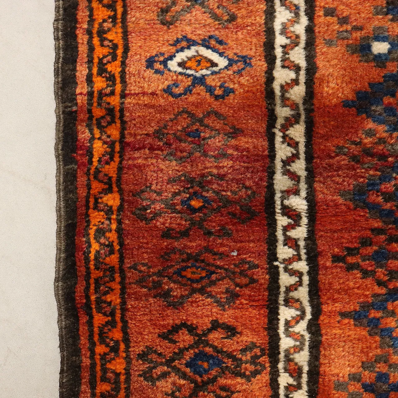 Beluchi wool rug, late 20th century 6