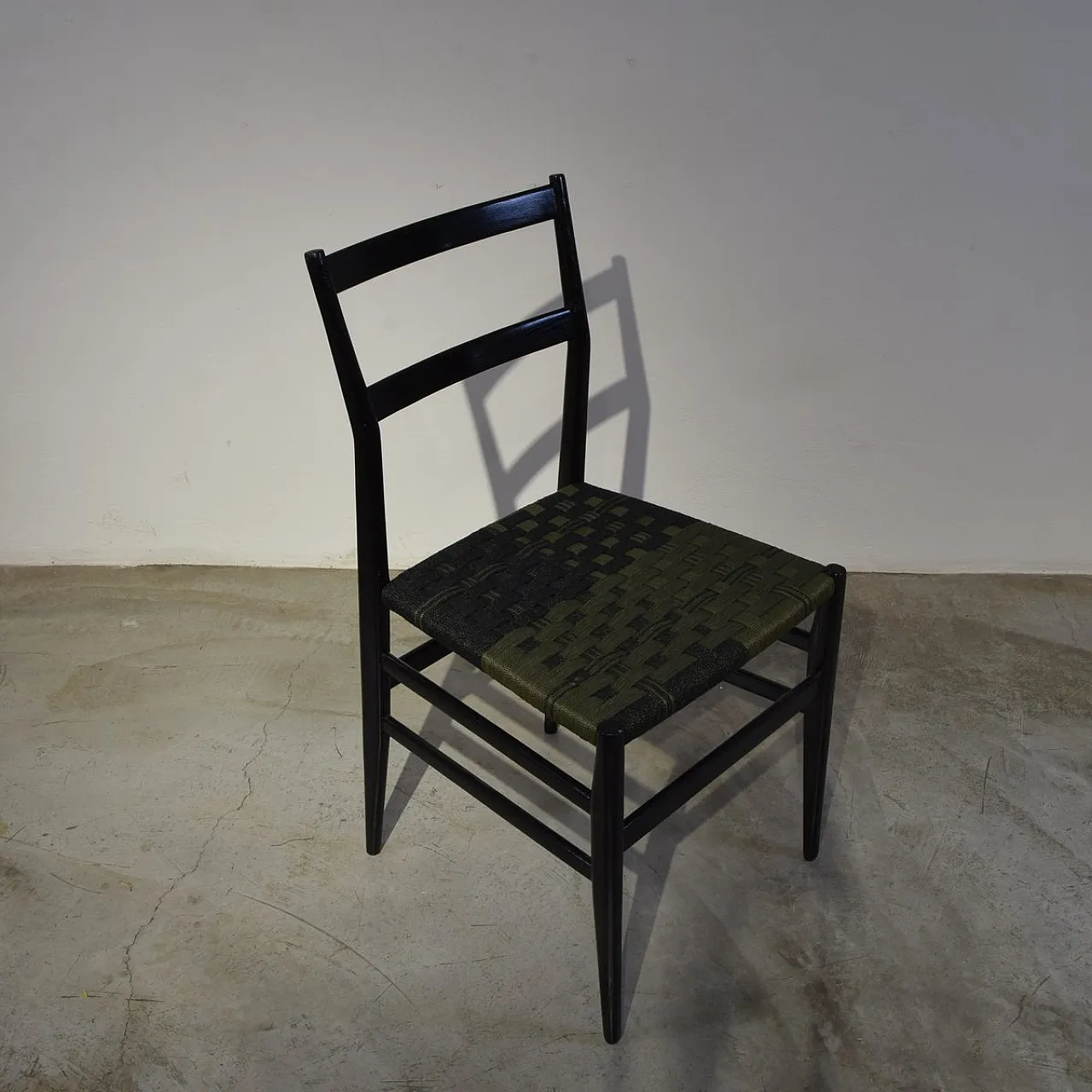 Leggera chair in black lacquered Ash by Gio Ponti for Cassina, 1950s 11