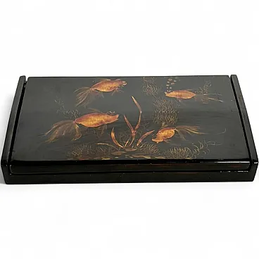 Vietnamese lacquer box, 20th century