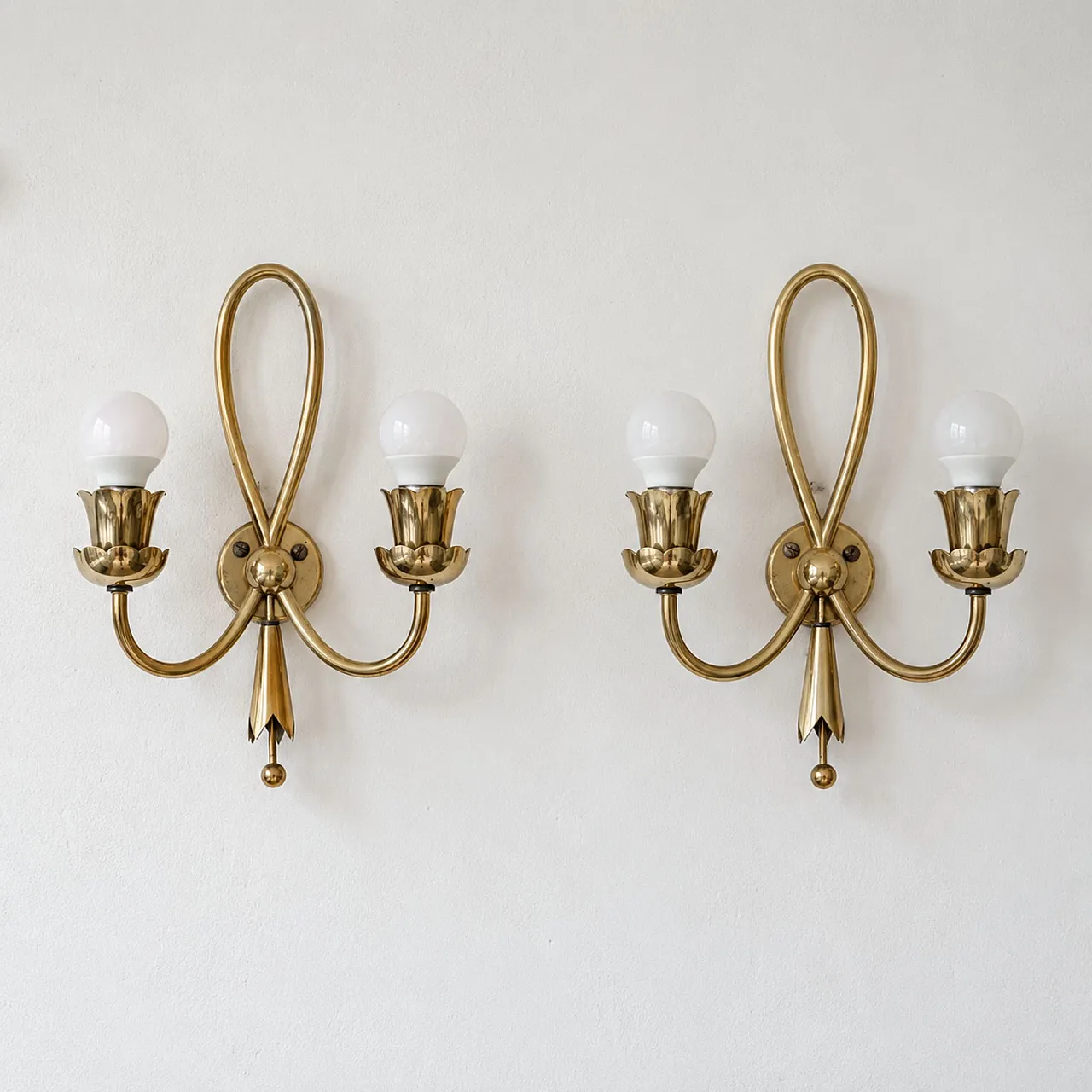 Pair of brass wall lamps by Angelo Lelii for Arredoluce, 50s 2