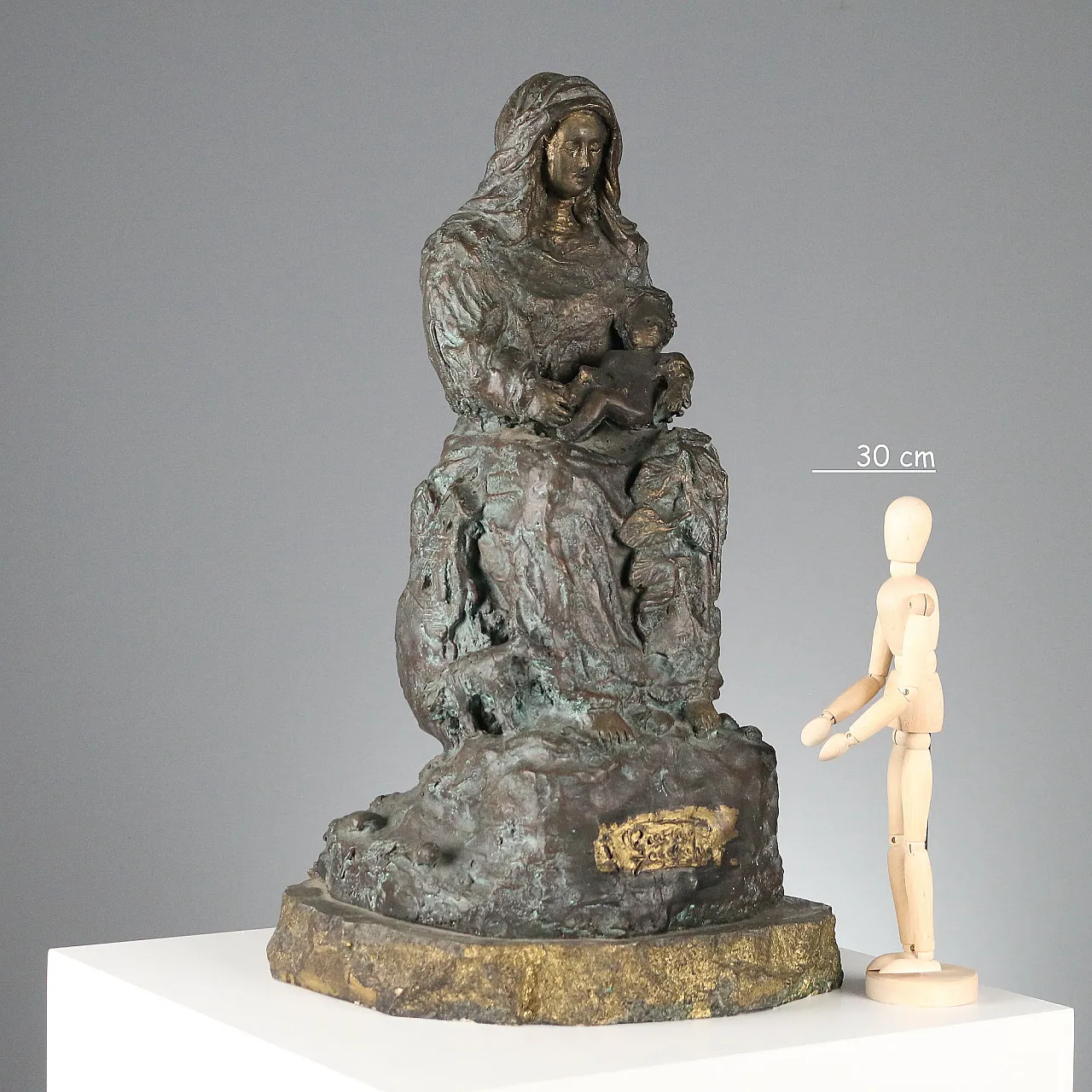Madonna con Bambino in bronzo, '900 2