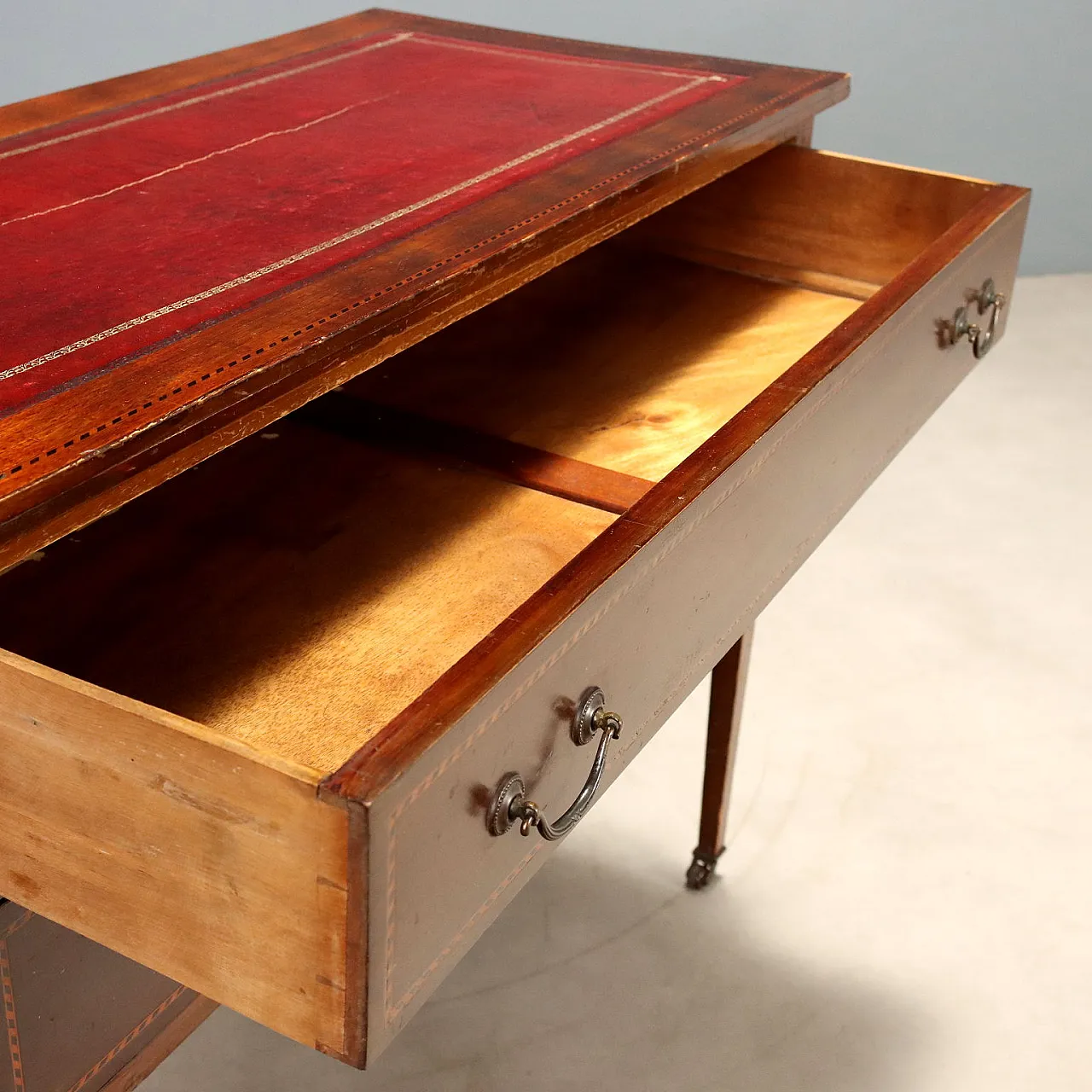English writing desk with maple details, early 20th century 6