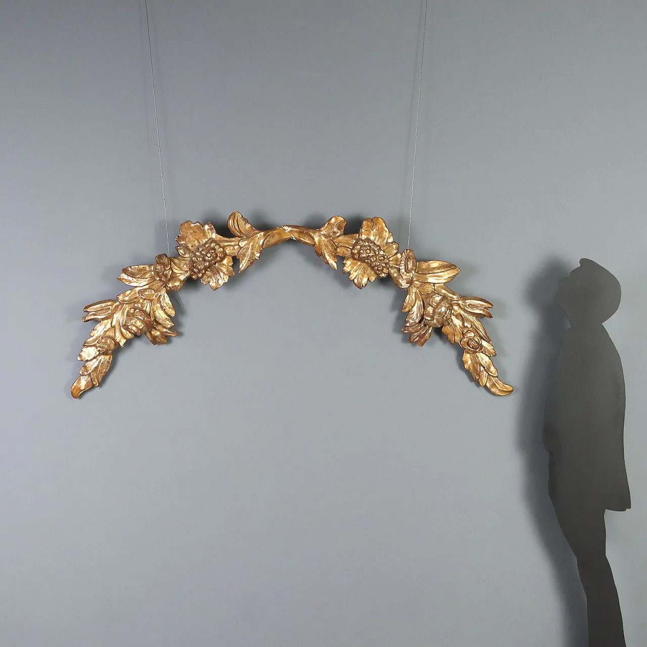 Baroque frieze in carved and gilded wood, 18th century 2