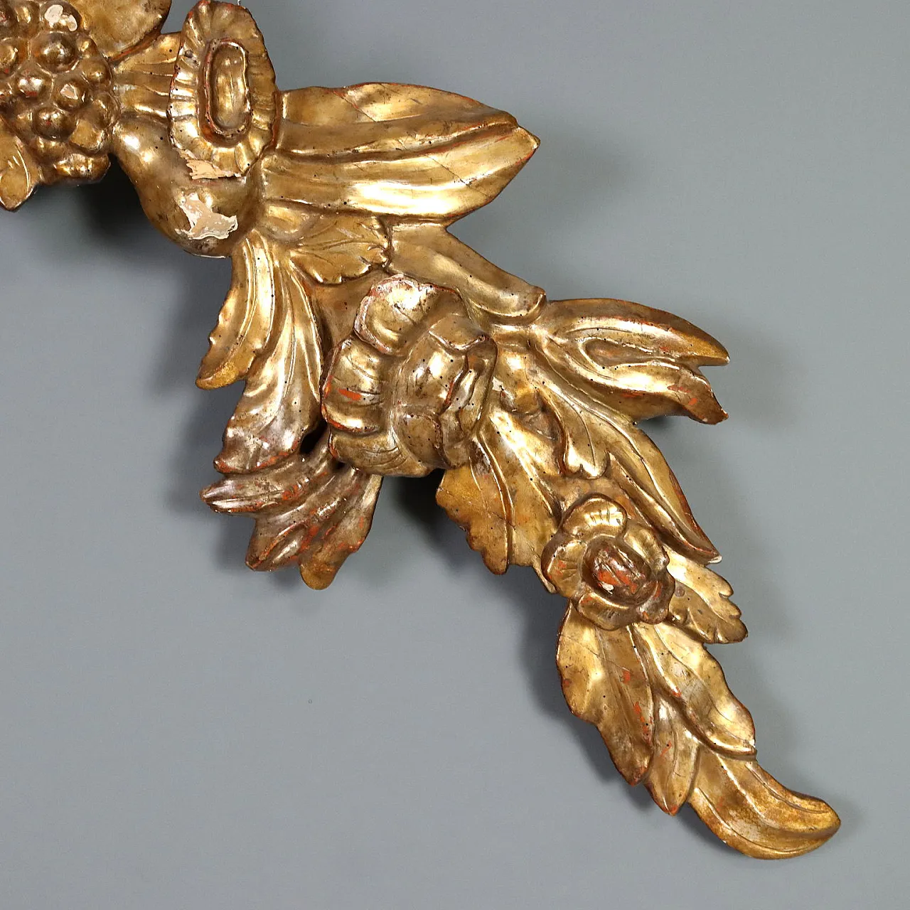 Baroque frieze in carved and gilded wood, 18th century 3