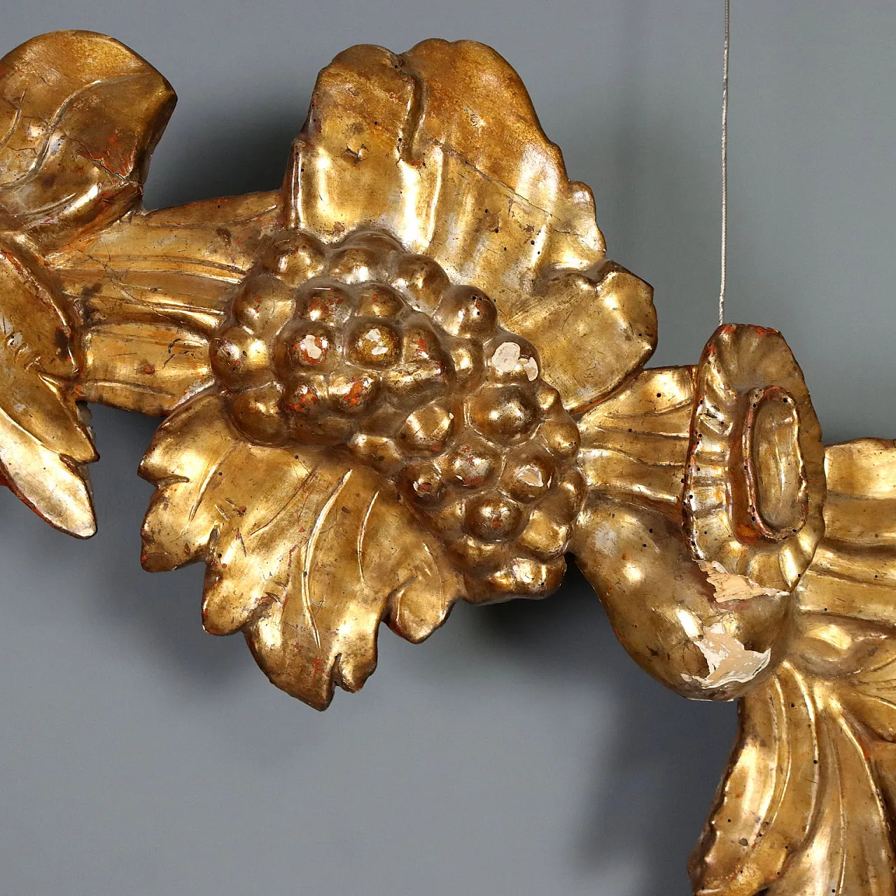 Baroque frieze in carved and gilded wood, 18th century 4
