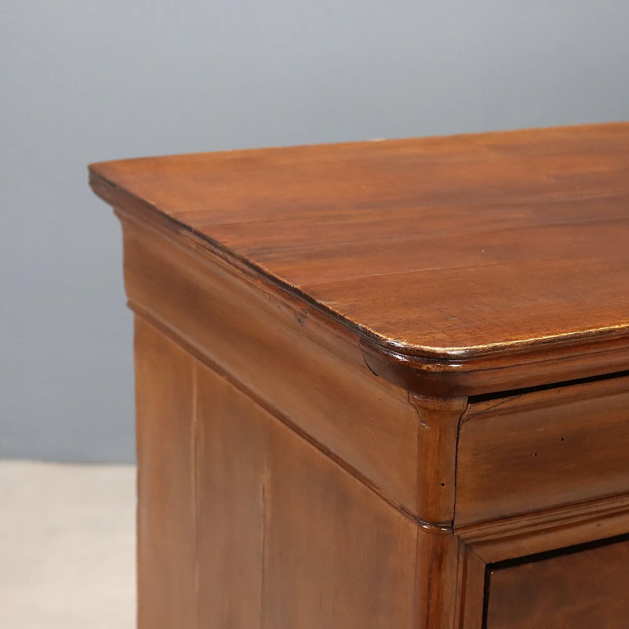 Louis Philippe walnut chest of drawers, 19th century 4