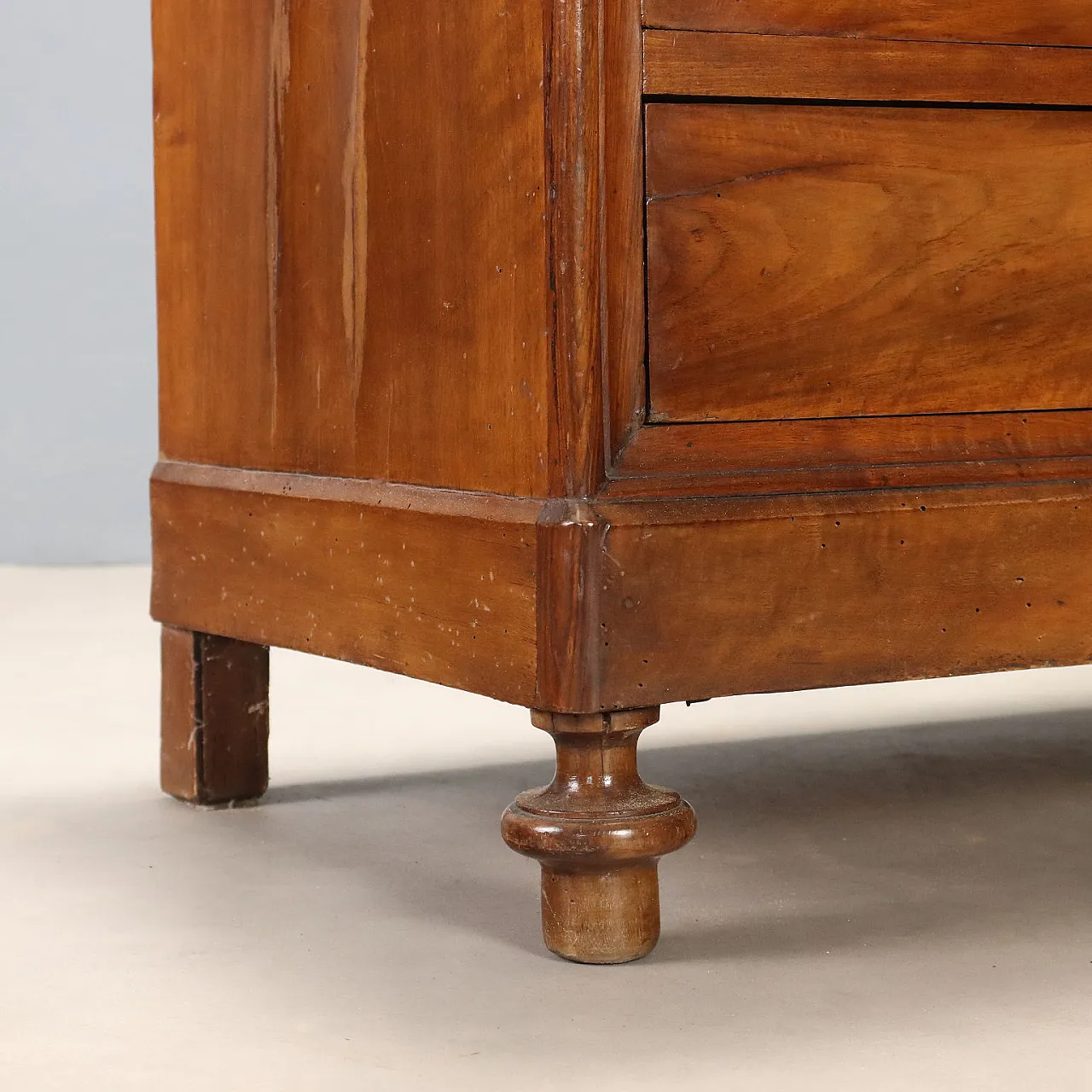 Louis Philippe walnut chest of drawers, 19th century 7