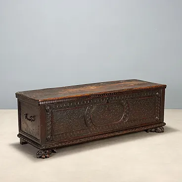 Walnut chest, 18th century