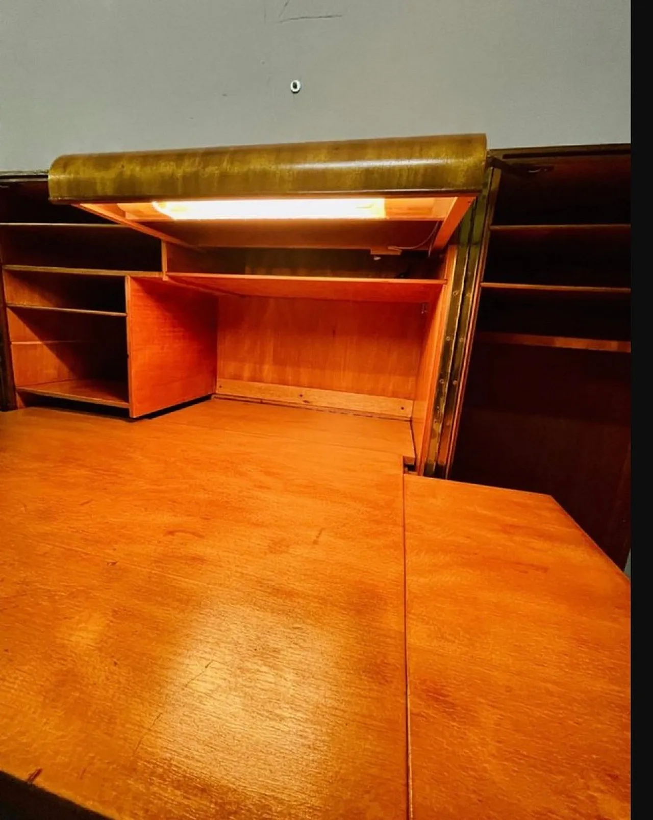 Magic Box desk by Mummenthaler & Meier, Switzerland, 1960s 5