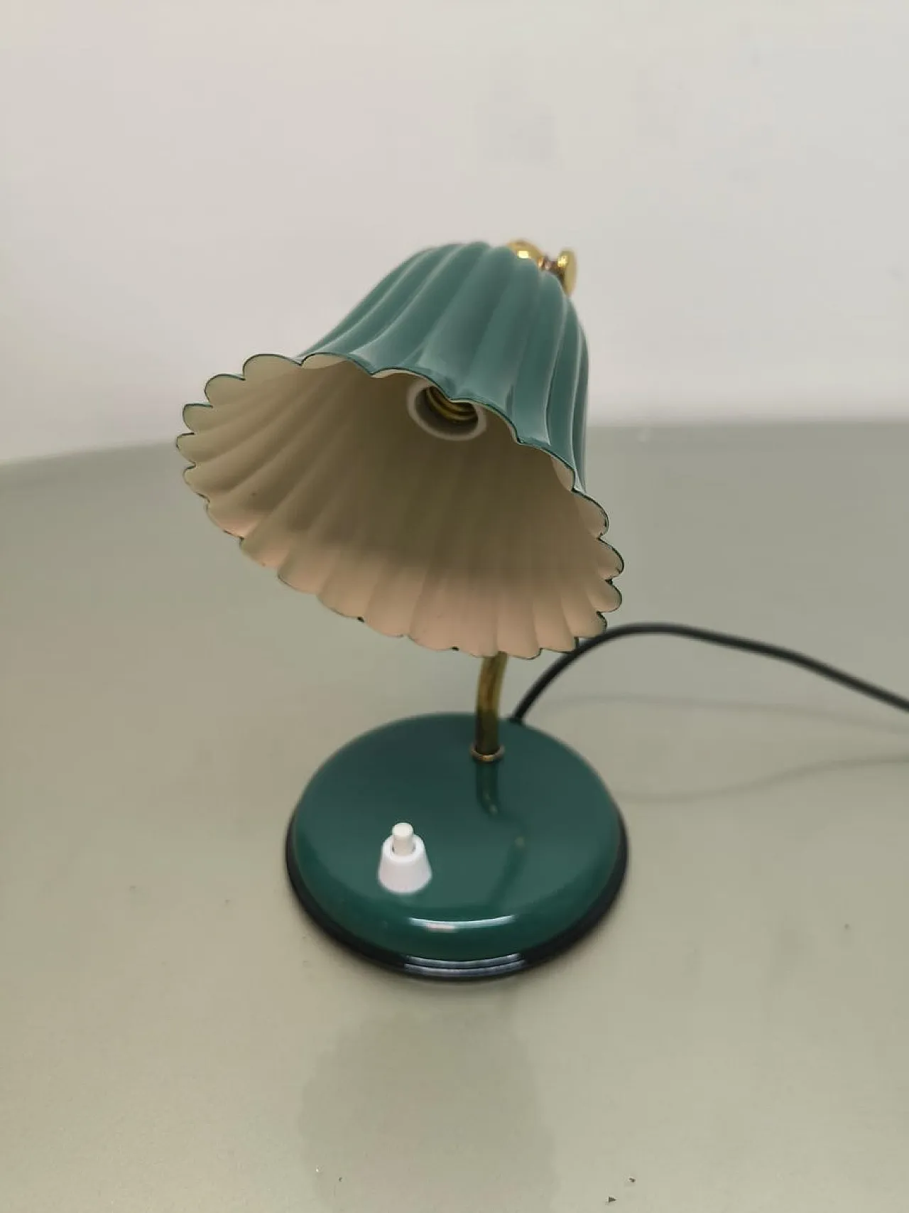 Lampada da tavolo con cupola regolabile, anni '50 4