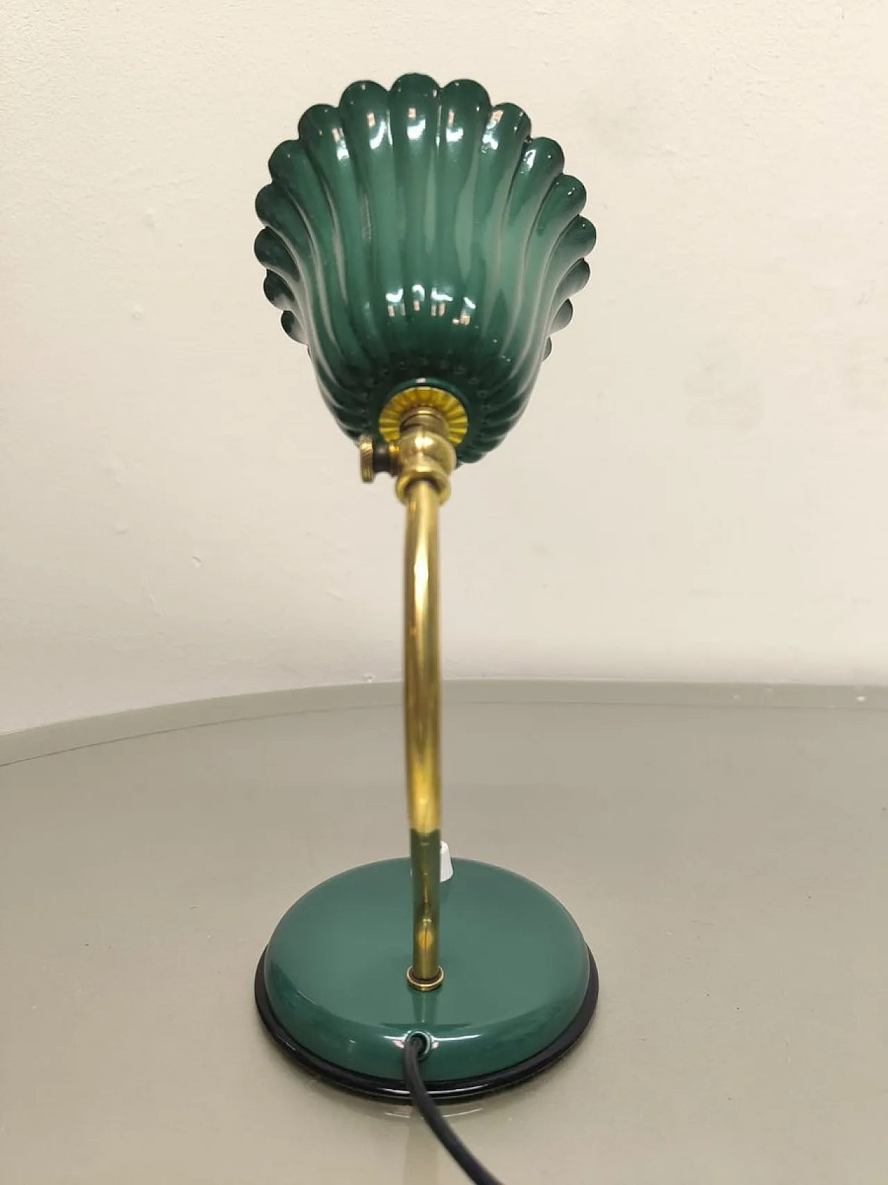 Lampada da tavolo con cupola regolabile, anni '50 5