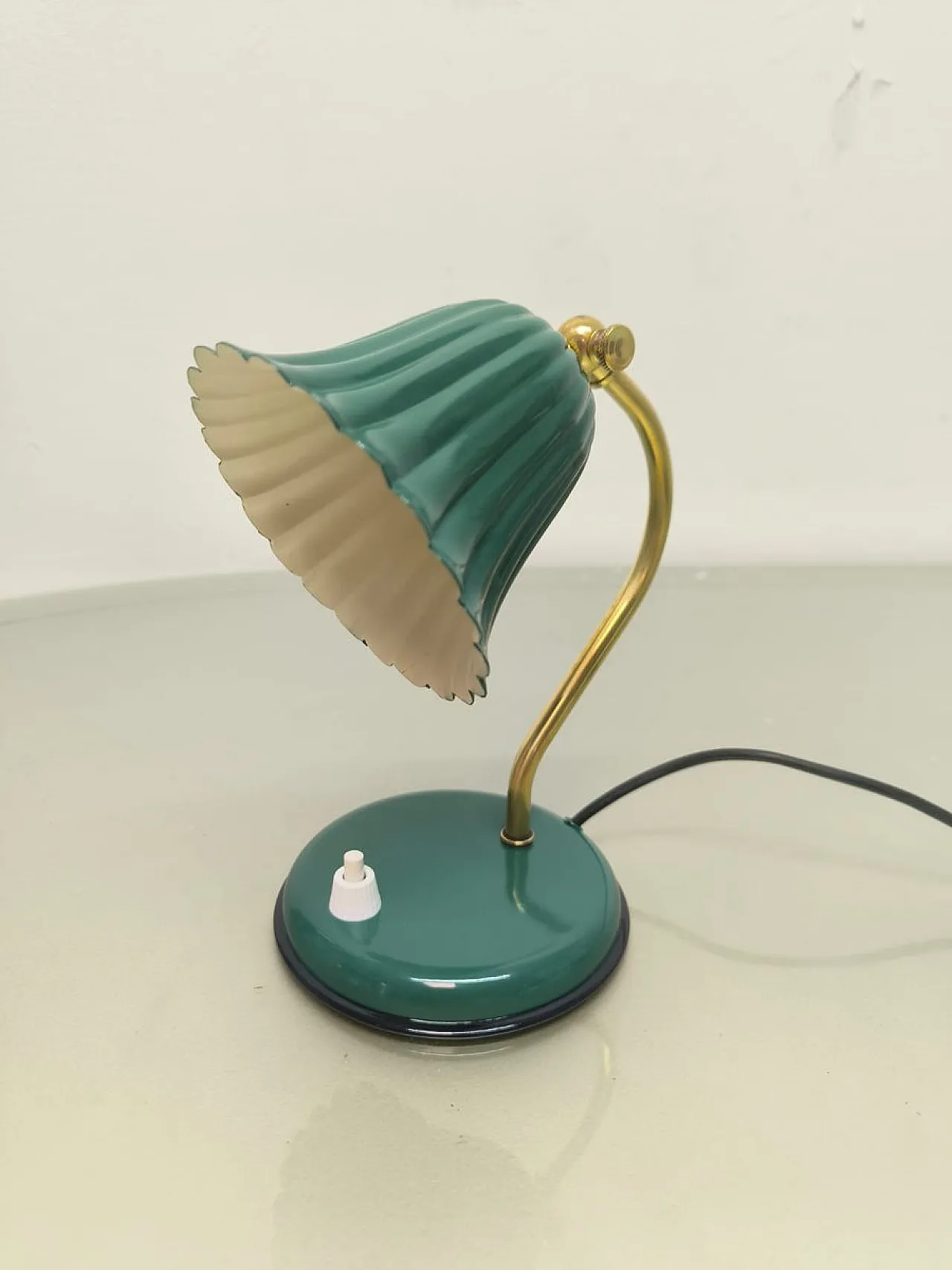 Lampada da tavolo con cupola regolabile, anni '50 7