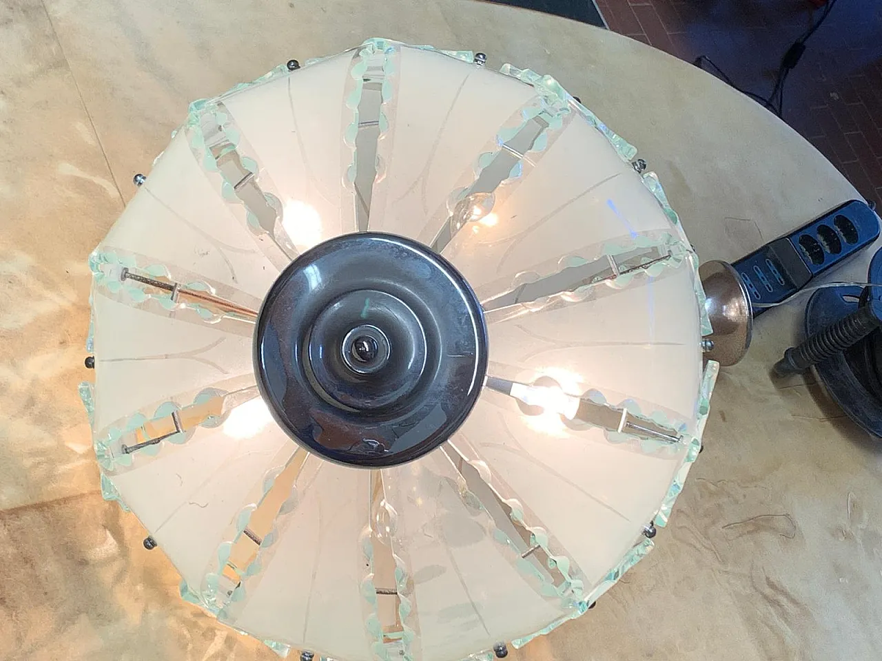 Pendant Lamp with Satin Glass Elements and Hot Chiselled Edges from Fo 3