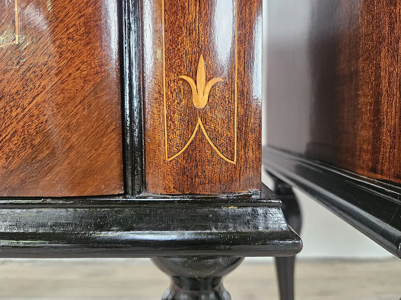 1960s mahogany burl bedside tables with glass top 14