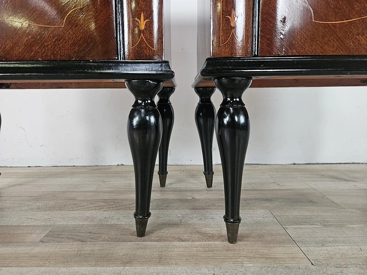1960s mahogany burl bedside tables with glass top 18