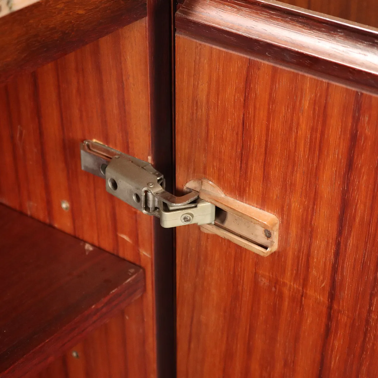 Credenza in legno e marmo, anni '60 7