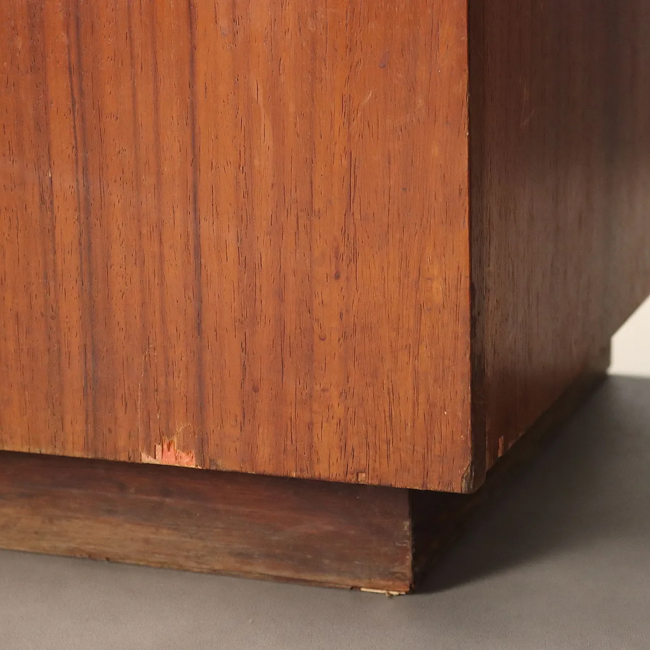 Credenza in legno e marmo, anni '60 9