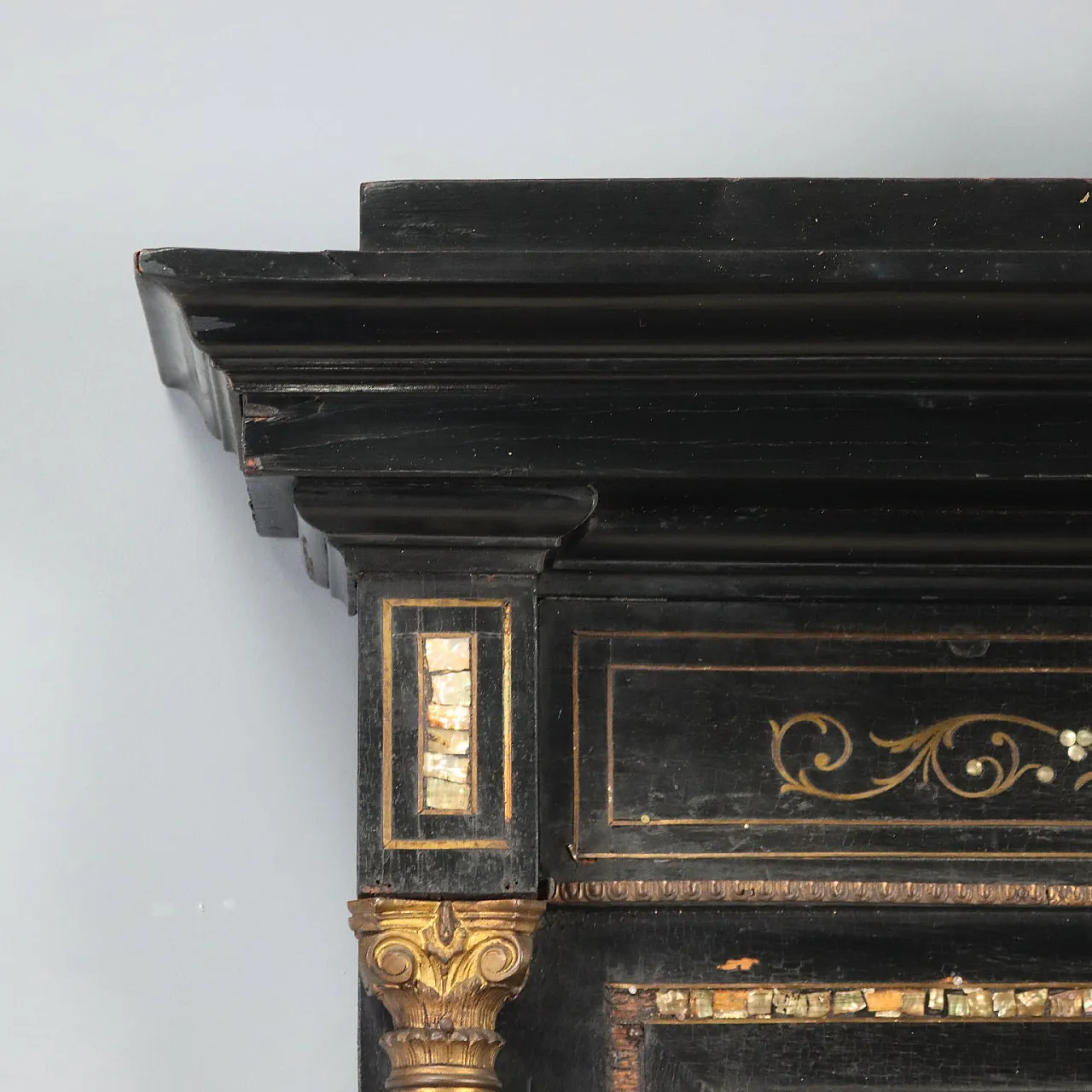 Specchiera in legno ebanizzato con madreperla, '800 4