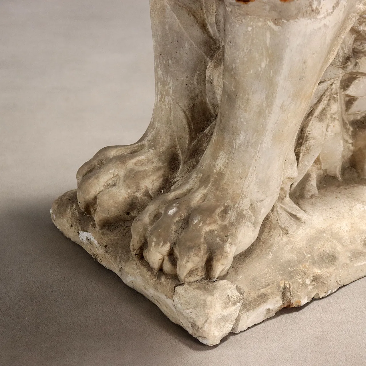 Plaster sculpture depicting a seated lion, 19th century 4