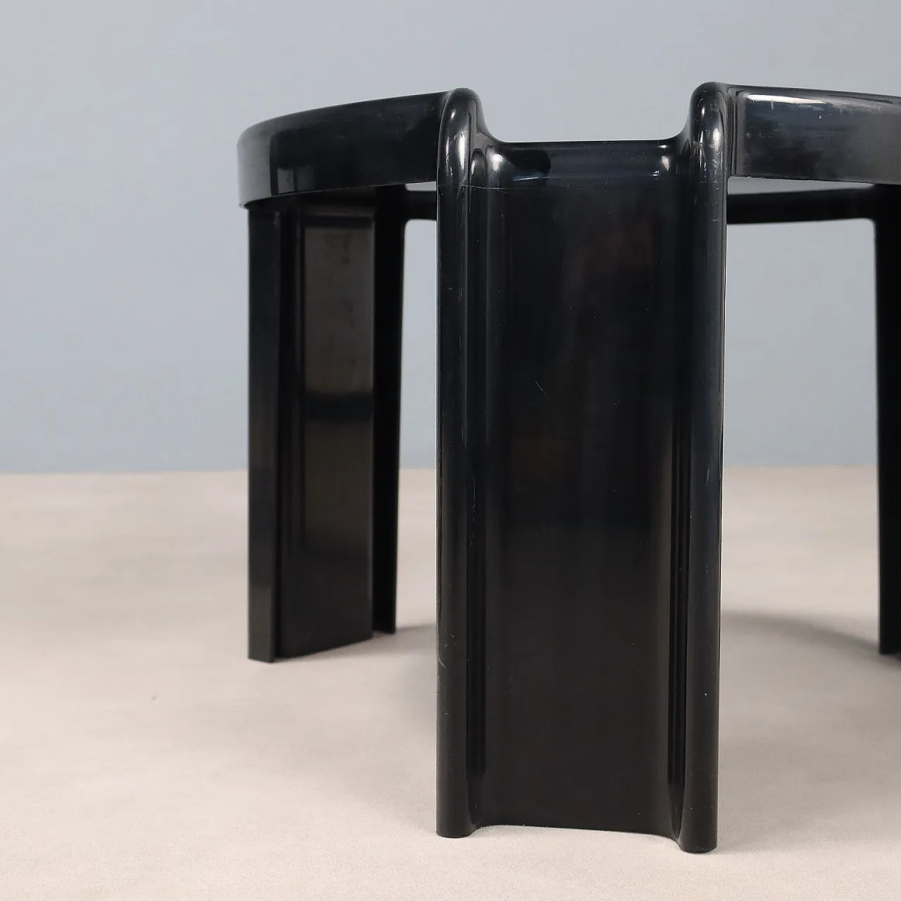 3 Kartell nest tables, 20th century 6