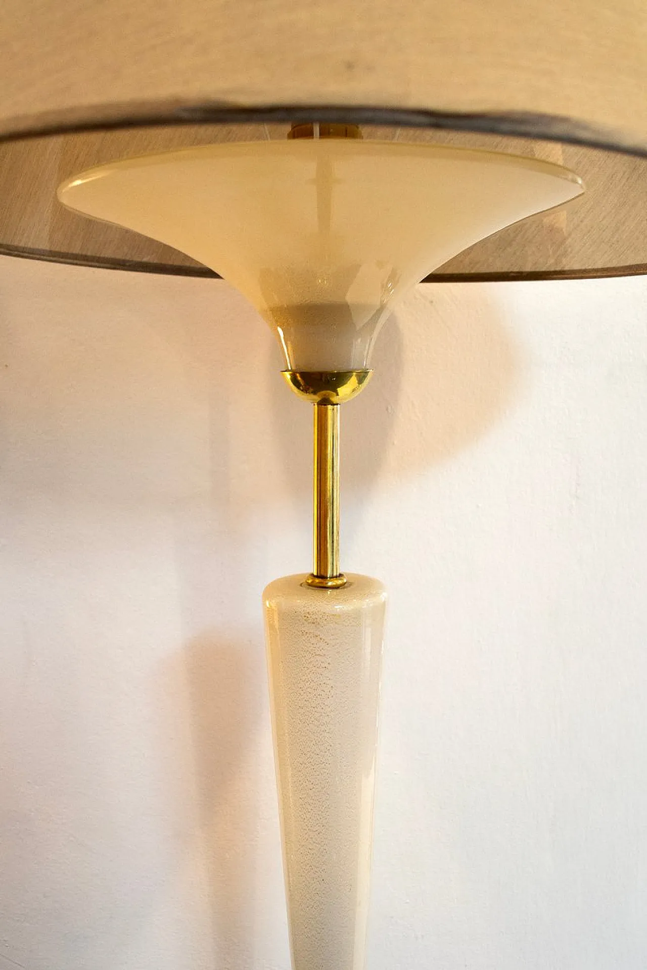 Brass and glass floor lamp by Tomaso Buzzi, 1950s 2