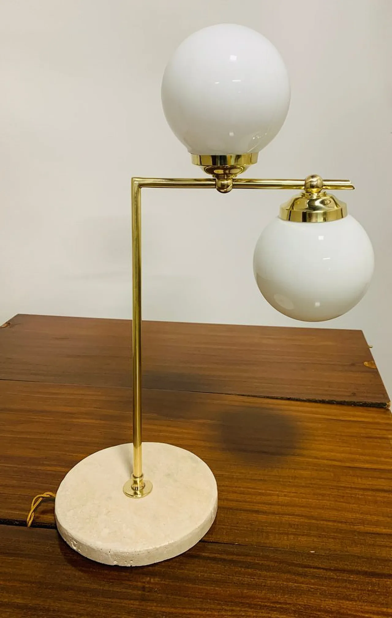 Art Deco table lamp in brass and marble with opaline glass spheres, Italy, 1940s 1