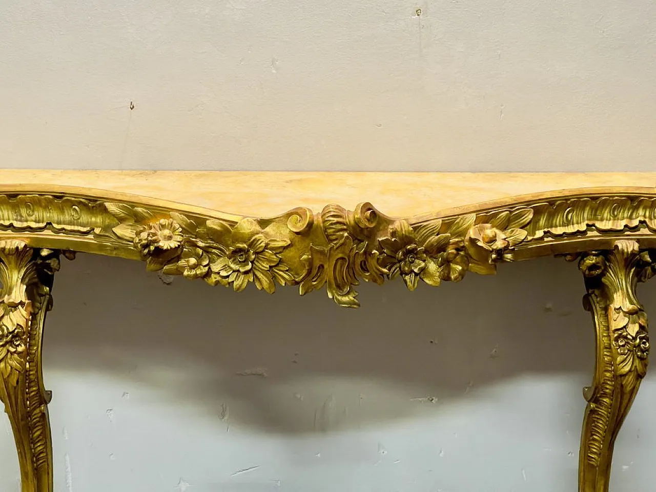Baroque gilded console table with royal yellow marble top, 18th century 3