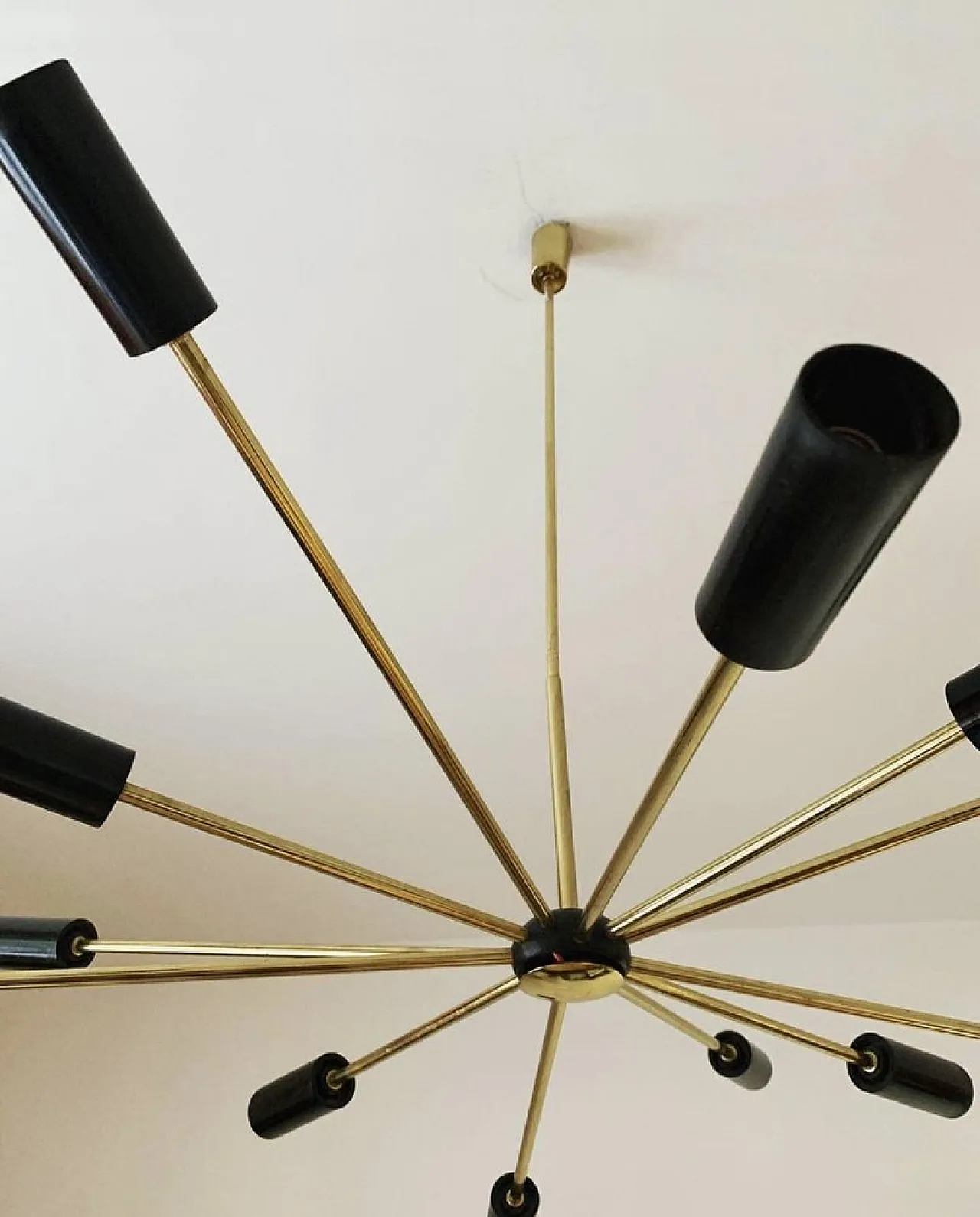 Lampadario Sputnik nero e dorato, anni '60 3