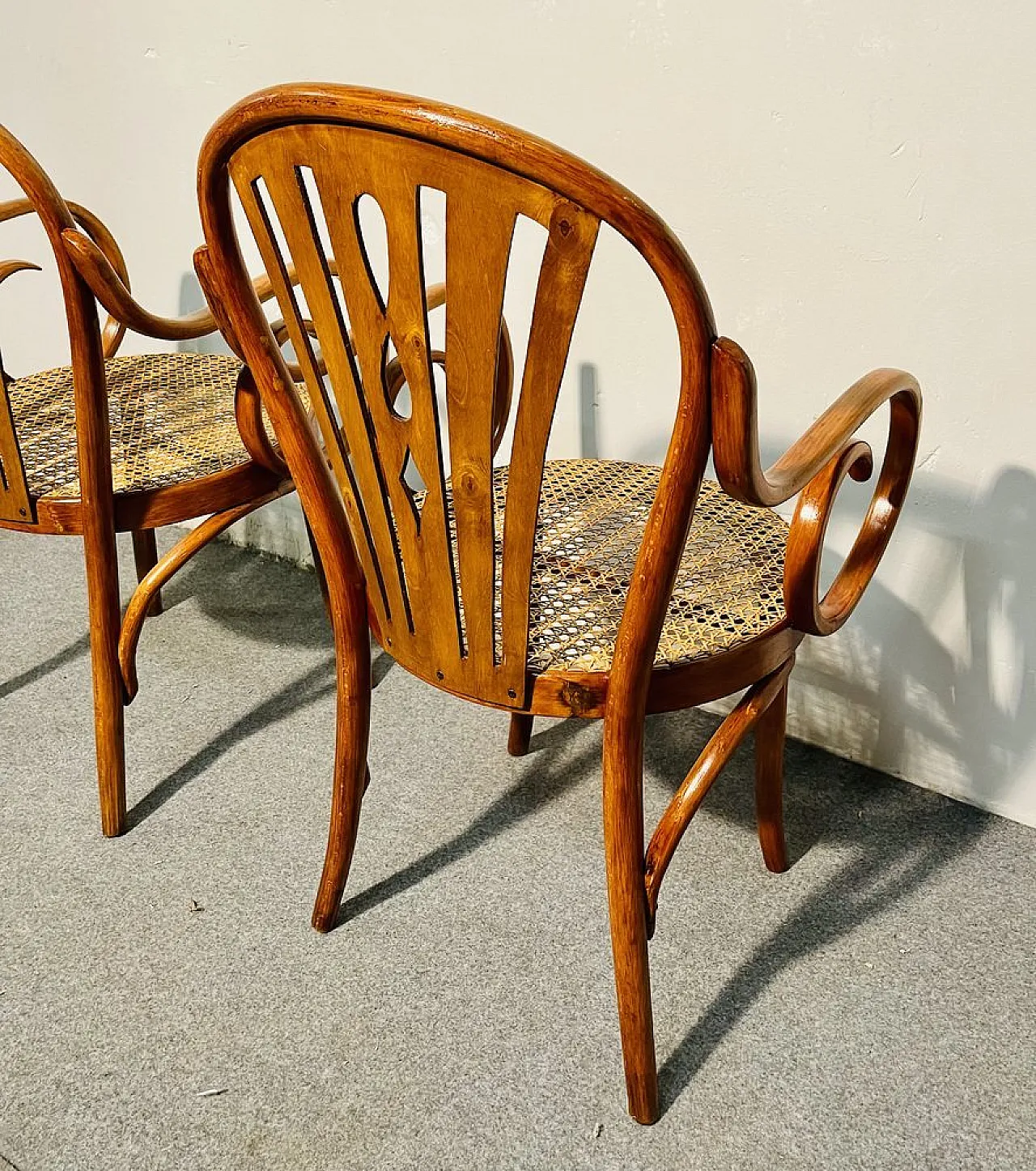 Art Nouveau armchairs by Michael Thonet for Thonet, late 19th century, set of 2 5