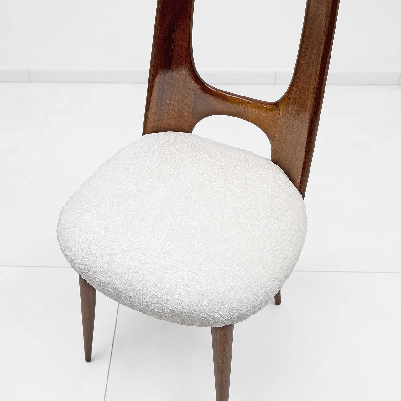 Four mid-century Italian walnut dining chairs, 1950 7
