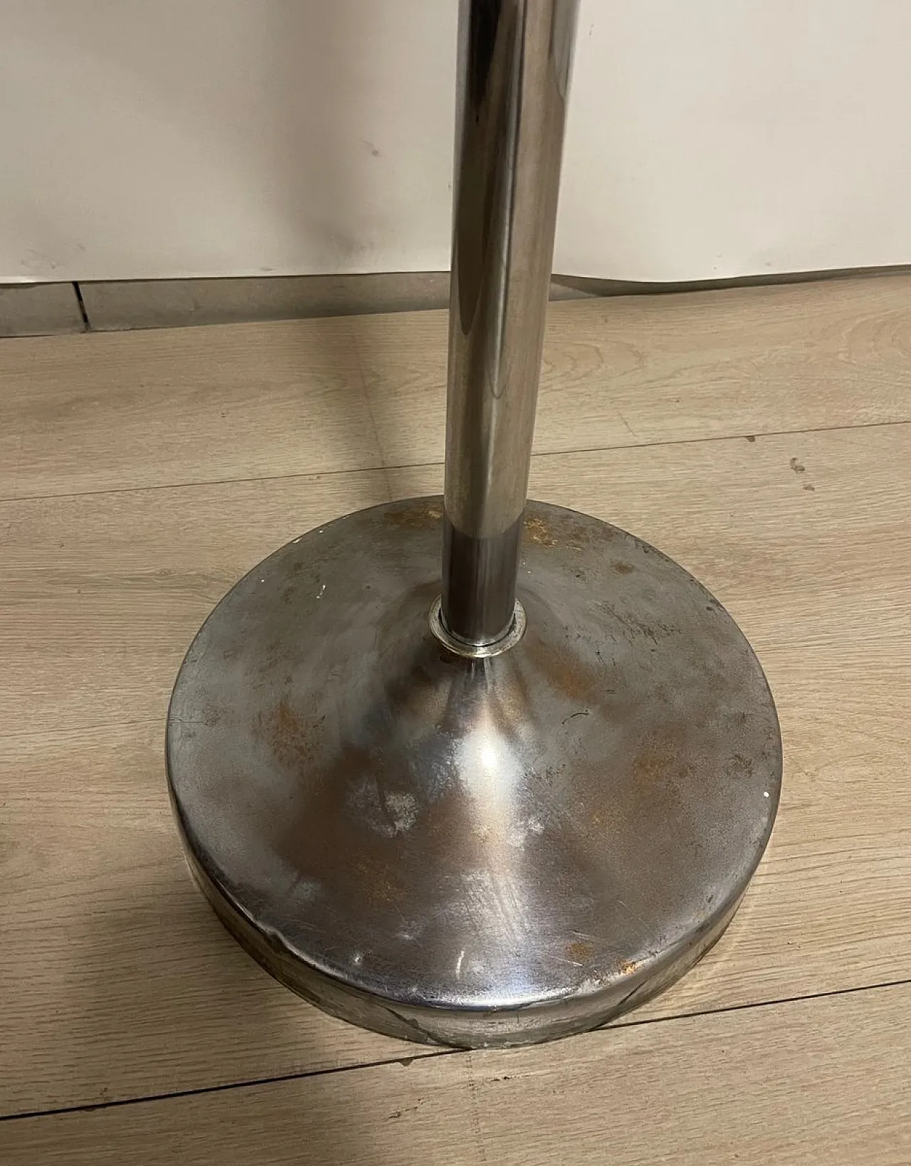 Luminator lamp in chromed metal by Pietro Chiesa, 1940s 3