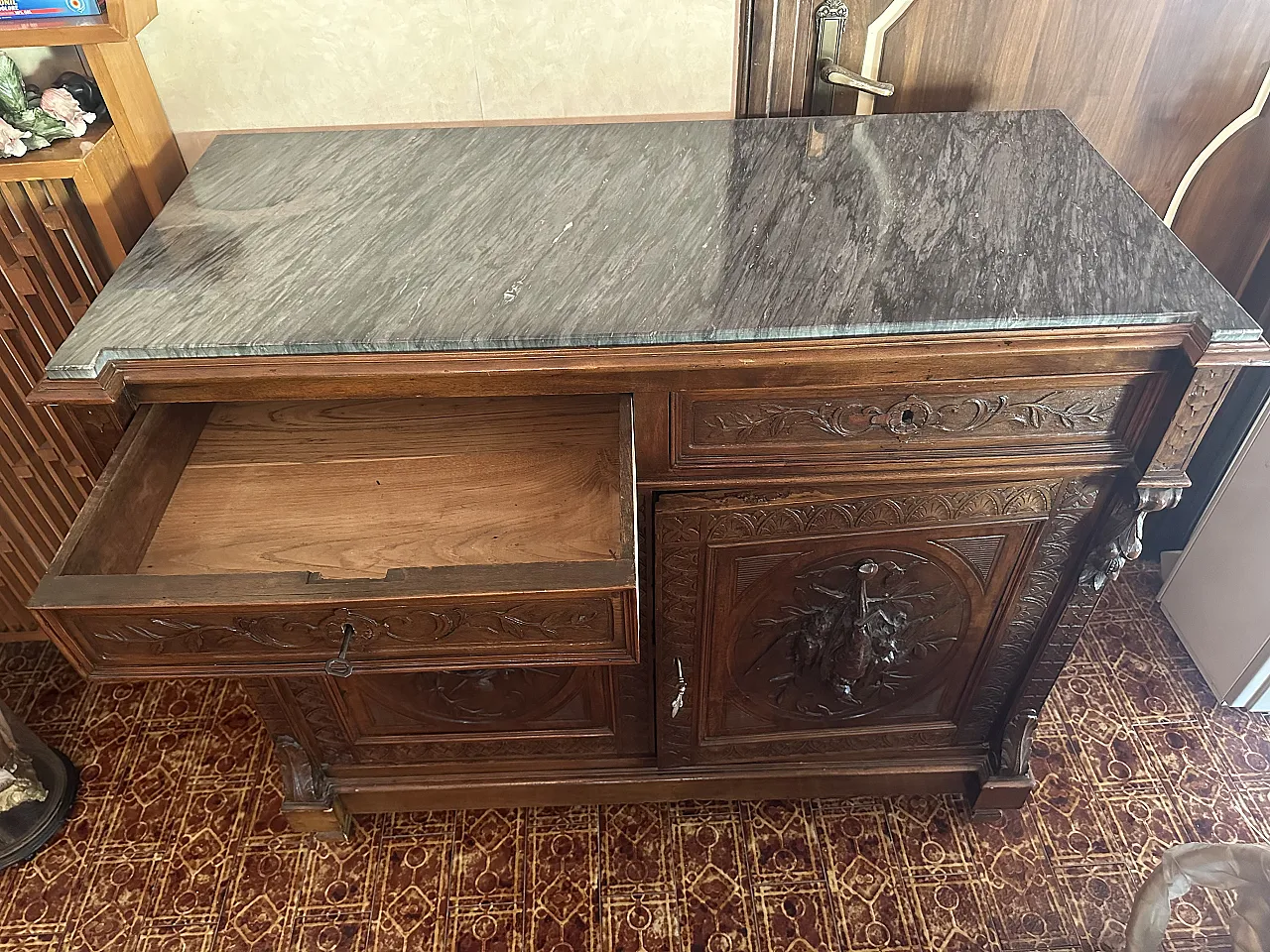 Neo-Renaissance hunting sideboard with marble top, late 19th century 2