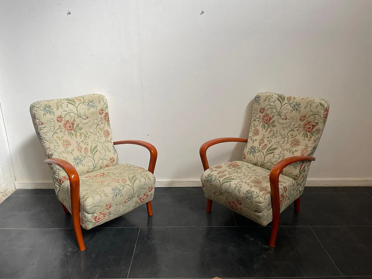 Pair of Italian Lounge Chairs in Orange-Stained Beech, 1960s 1