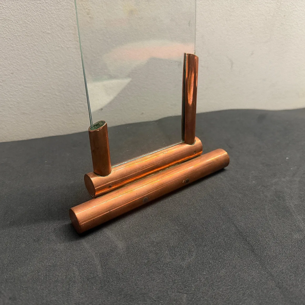 Authentic Art Deco copper and glass picture frame, 1930s 10