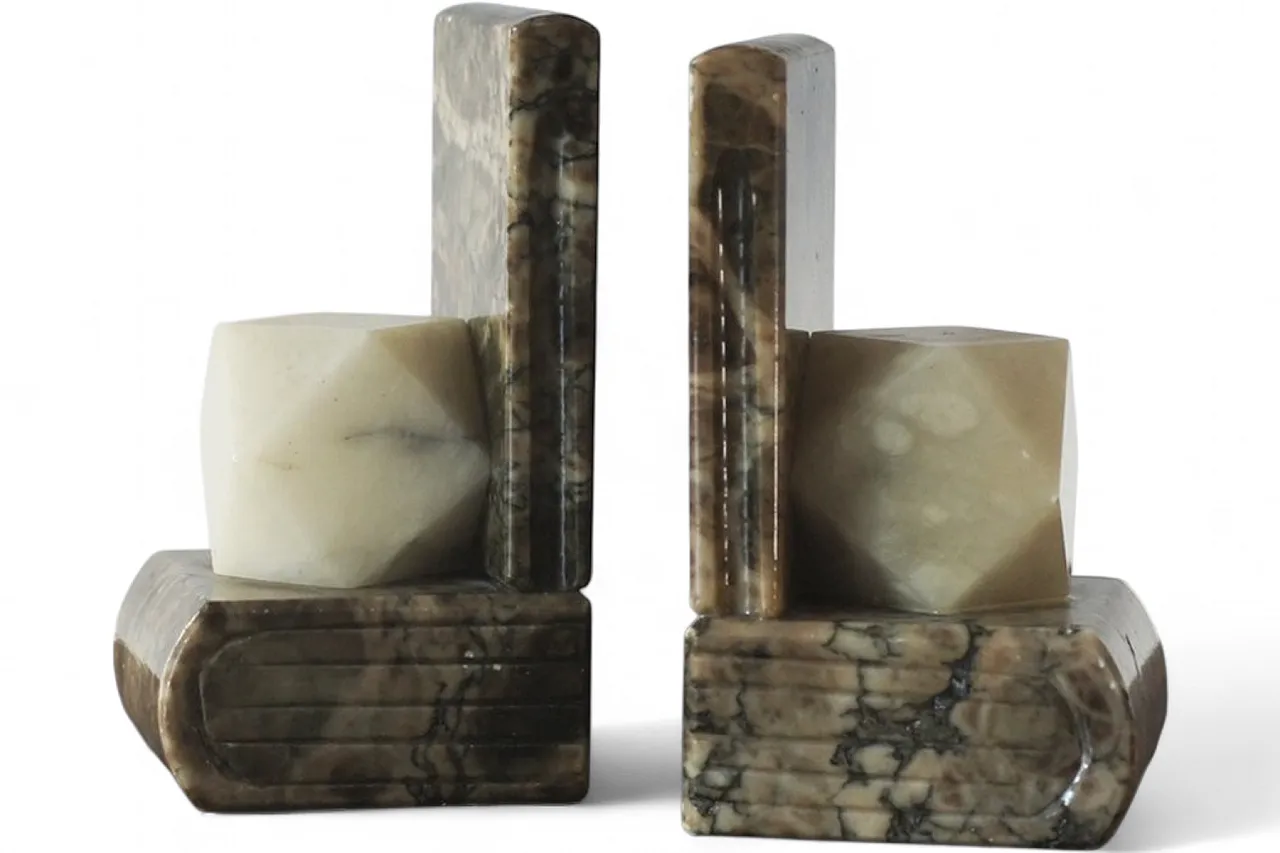 Pair of alabaster bookends, 1970s 4