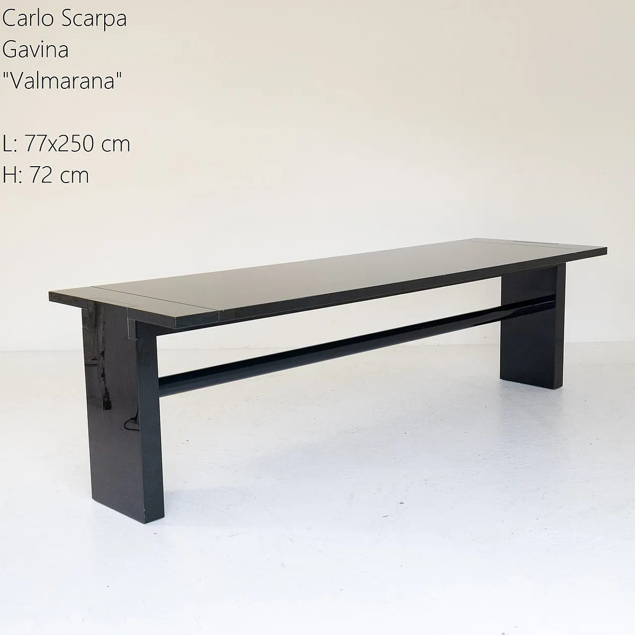 Tavolo Valmarana di Carlo Scarpa per Gavina, anni '70 1