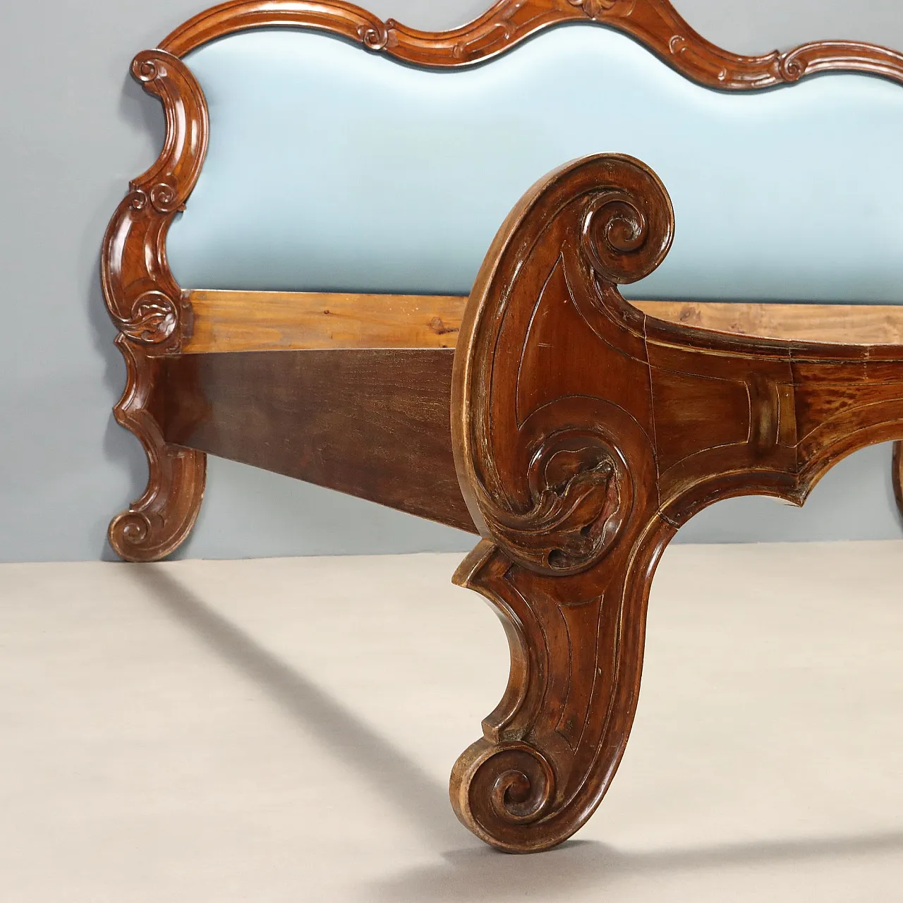 Louis Philippe walnut bed with scroll and curl carvings, 19th century 6