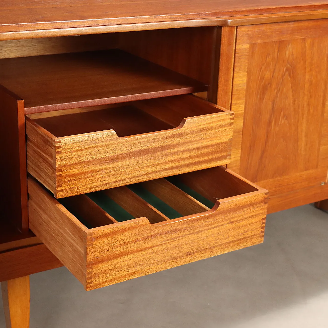 Credenza con vano bar, 20th century 9