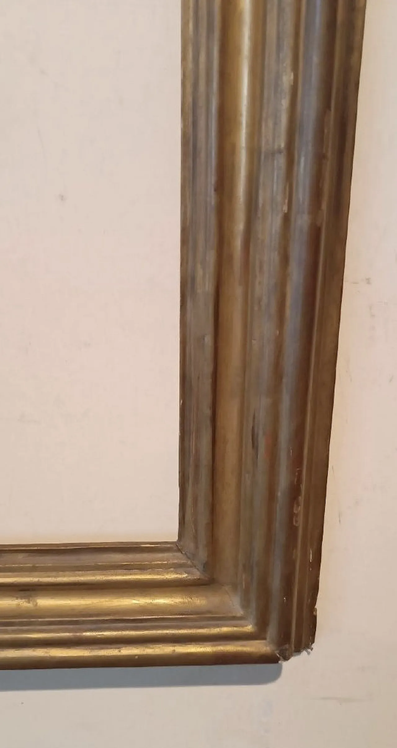 Gilded wooden frame, 18th century 5
