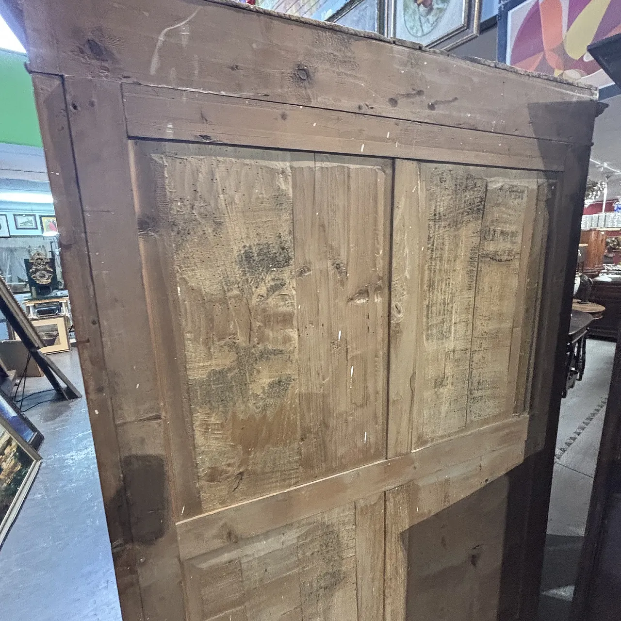 Antique Tuscan Sienese diamond-patterned wardrobe from 1850. Restored. 16