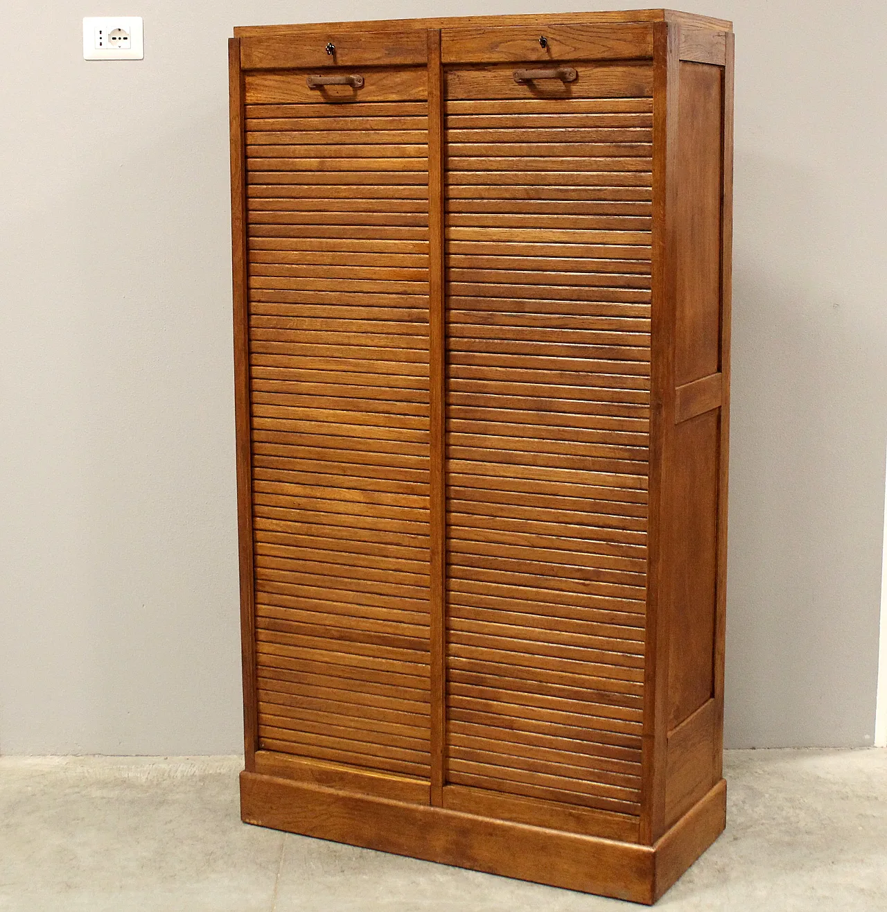 Oak filing cabinet, shutter, filing cabinet, early 20th century 2