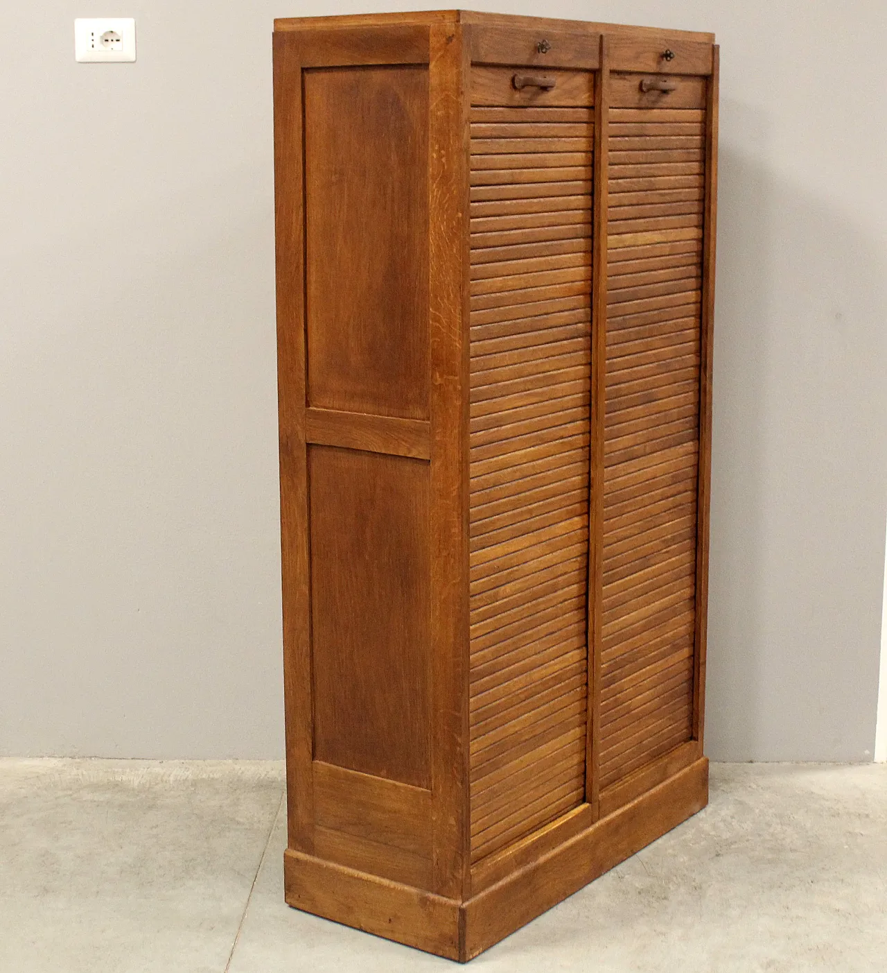 Oak filing cabinet, shutter, filing cabinet, early 20th century 3