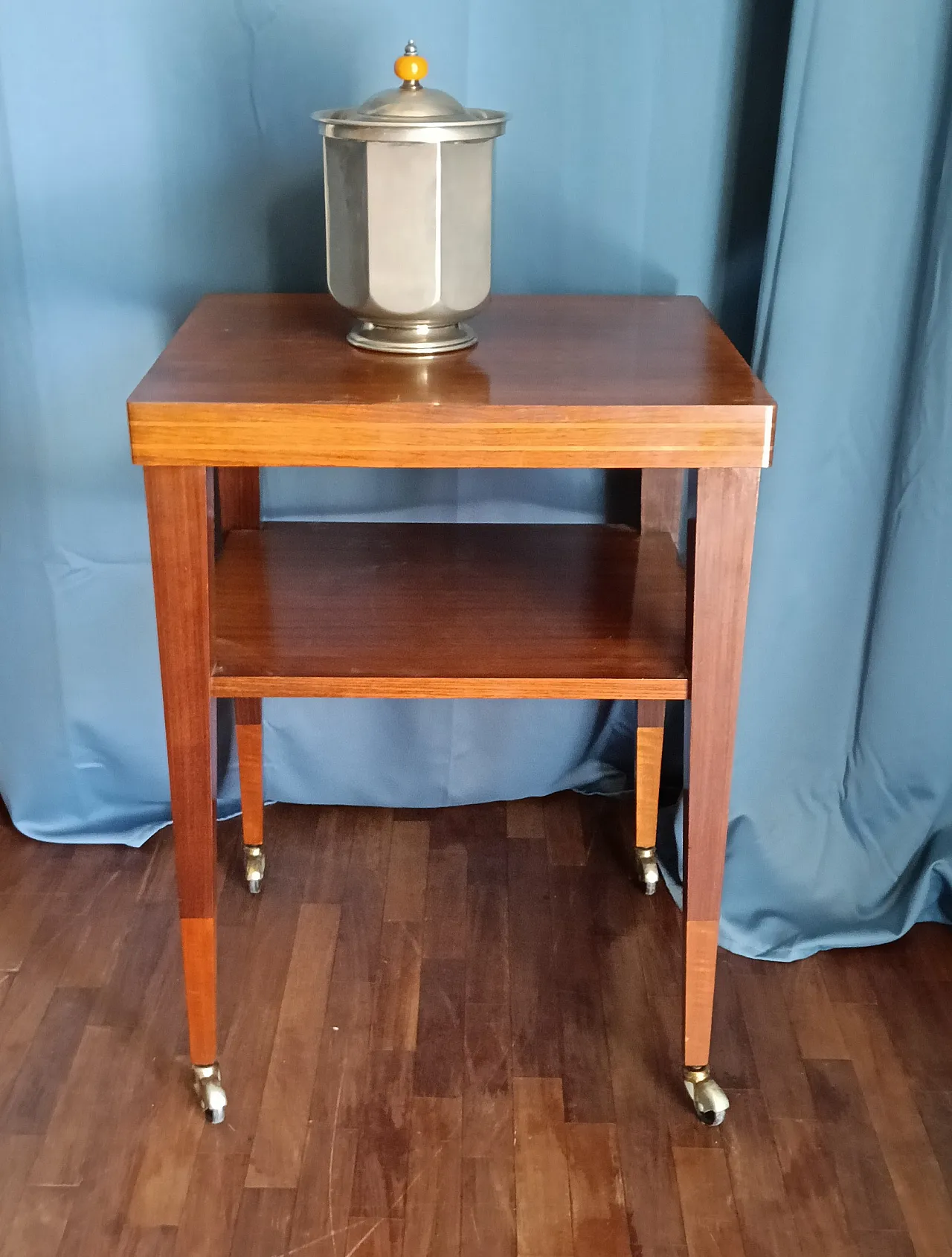 Squared wood side table on wheels, 1970s 8