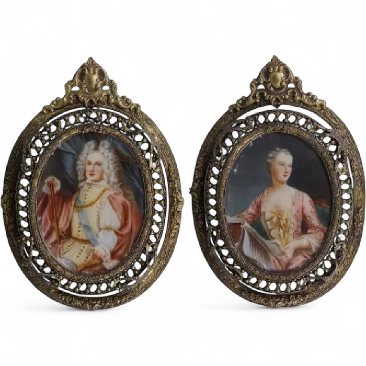 Pair of oval portrait miniatures, 19th century 4