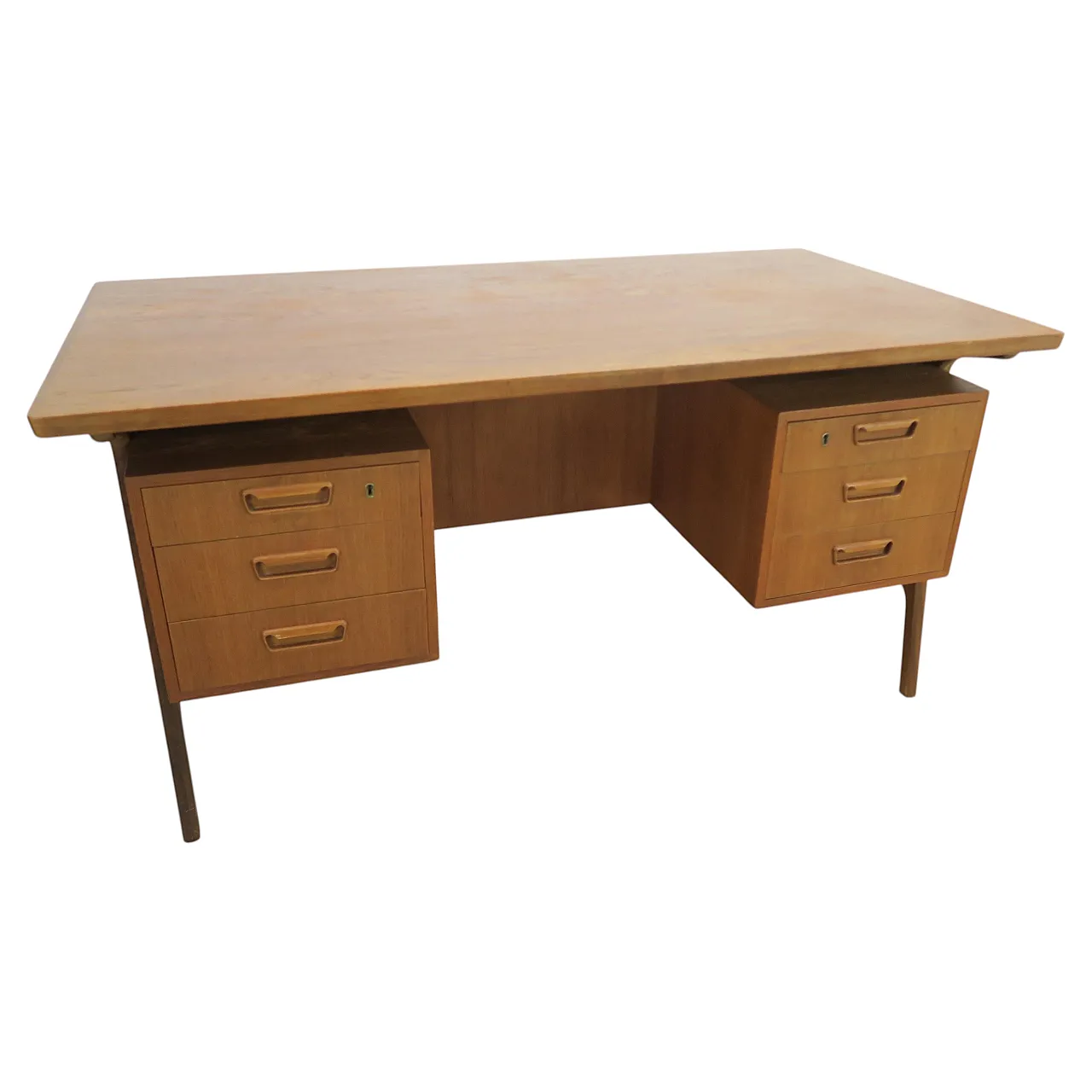 Mid-Century teak desk with drawers, 1960s 2