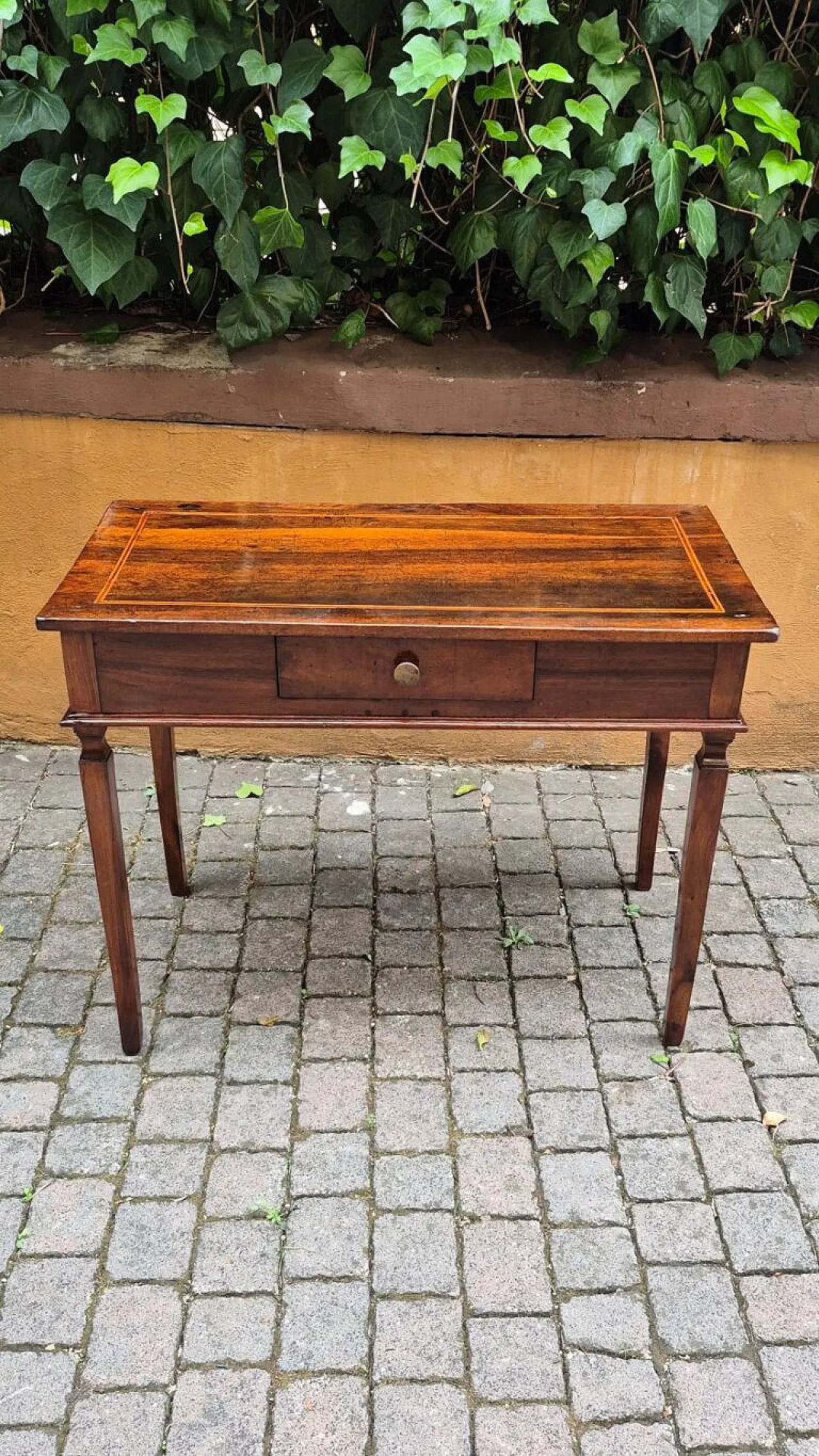 Tavolino modenese in noce, metà ‘700 2