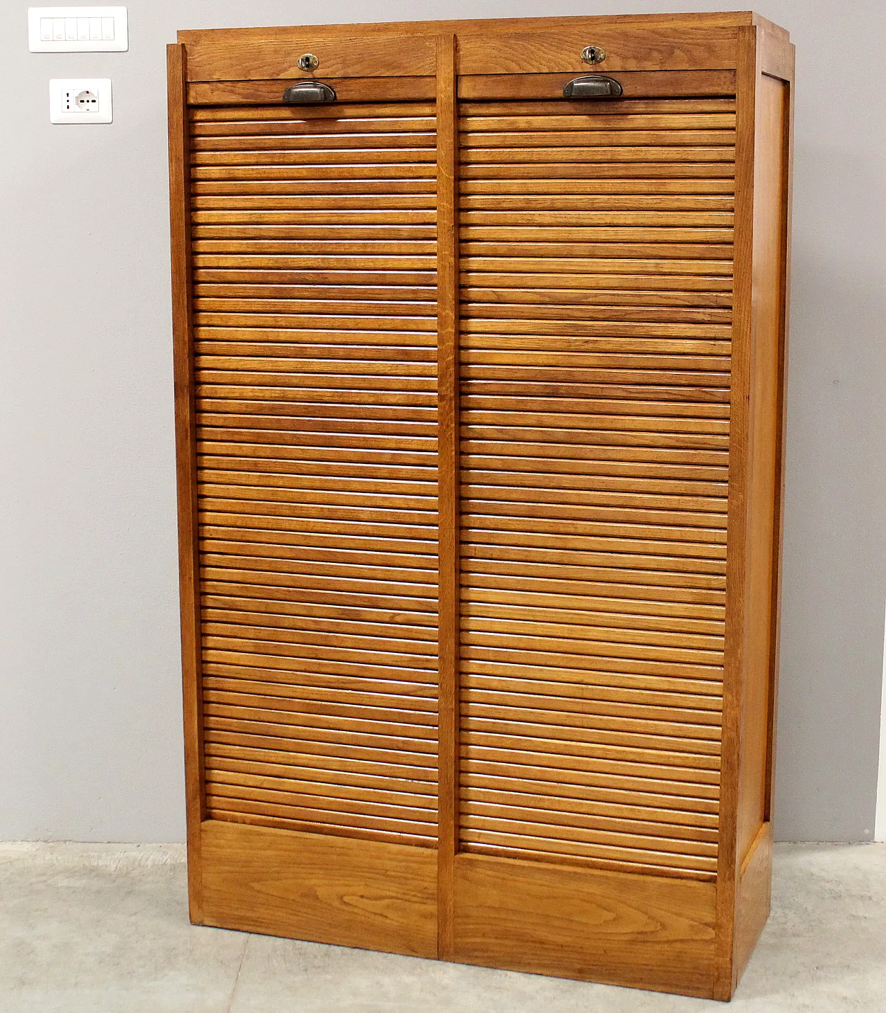 Oak filing cabinet, shutter, filing cabinet, early 20th century 2